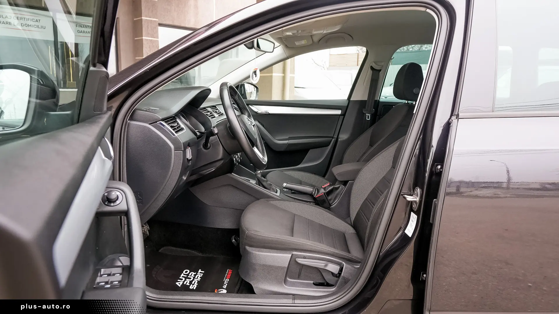 SKODA OCTAVIA COMBI DSG7