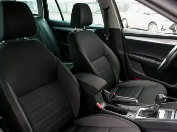 SKODA OCTAVIA COMBI DSG7