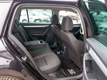 SKODA OCTAVIA COMBI DSG7