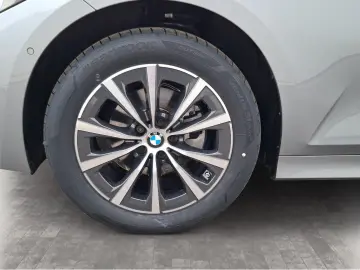 BMW 320i Limousine Harman K LiveCockpitProf Kamera