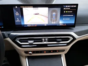 BMW 320i Limousine Harman K LiveCockpitProf Kamera
