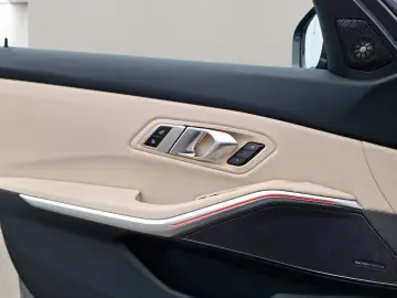 BMW 320i Limousine Harman K LiveCockpitProf Kamera