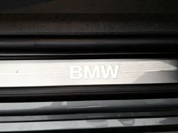 BMW 320i Limousine Harman K LiveCockpitProf Kamera