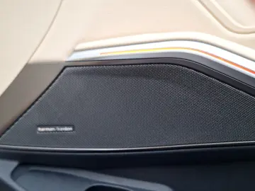 BMW 320i Limousine Harman K LiveCockpitProf Kamera