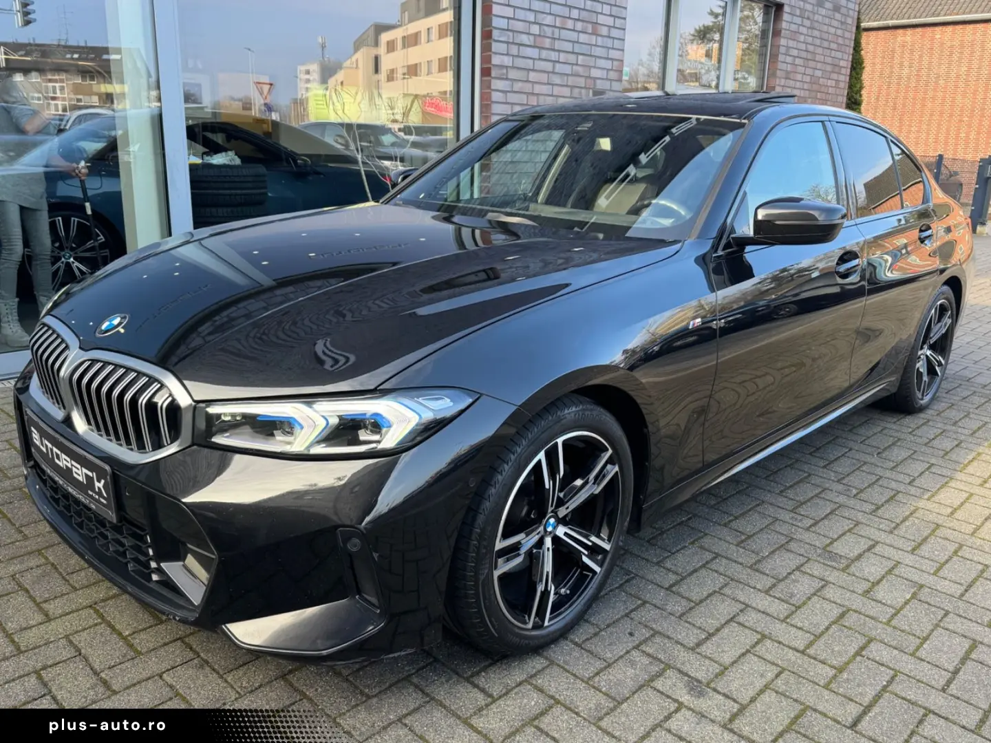BMW 320i lim M Sport ESSD h&k HUD CAM Alcant DA 18