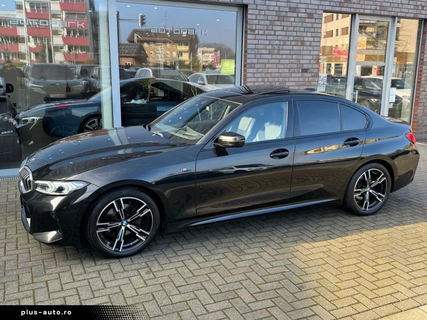 BMW 320i lim M Sport ESSD h&k HUD CAM Alcant DA 18