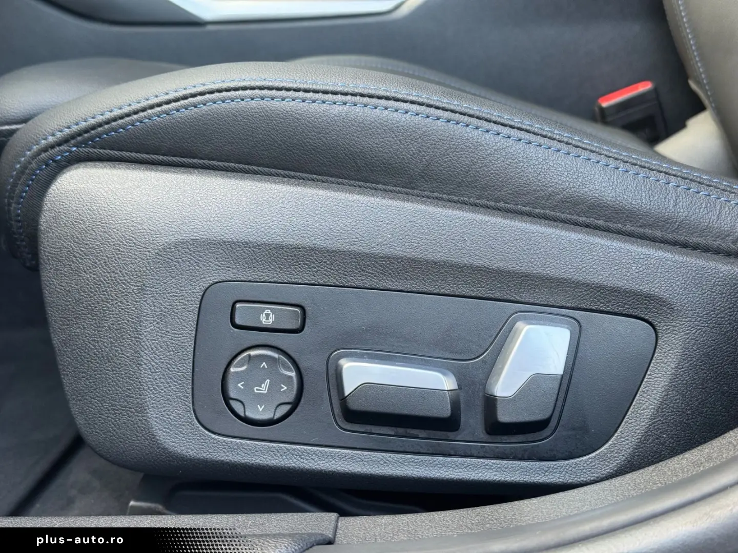 BMW 320i lim M Sport ESSD h&k HUD CAM Alcant DA 18