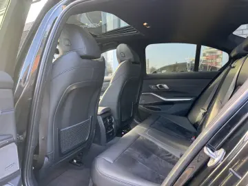 BMW 320i lim M Sport ESSD h&k HUD CAM Alcant DA 18