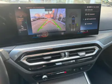 BMW 320i lim M Sport ESSD h&k HUD CAM Alcant DA 18