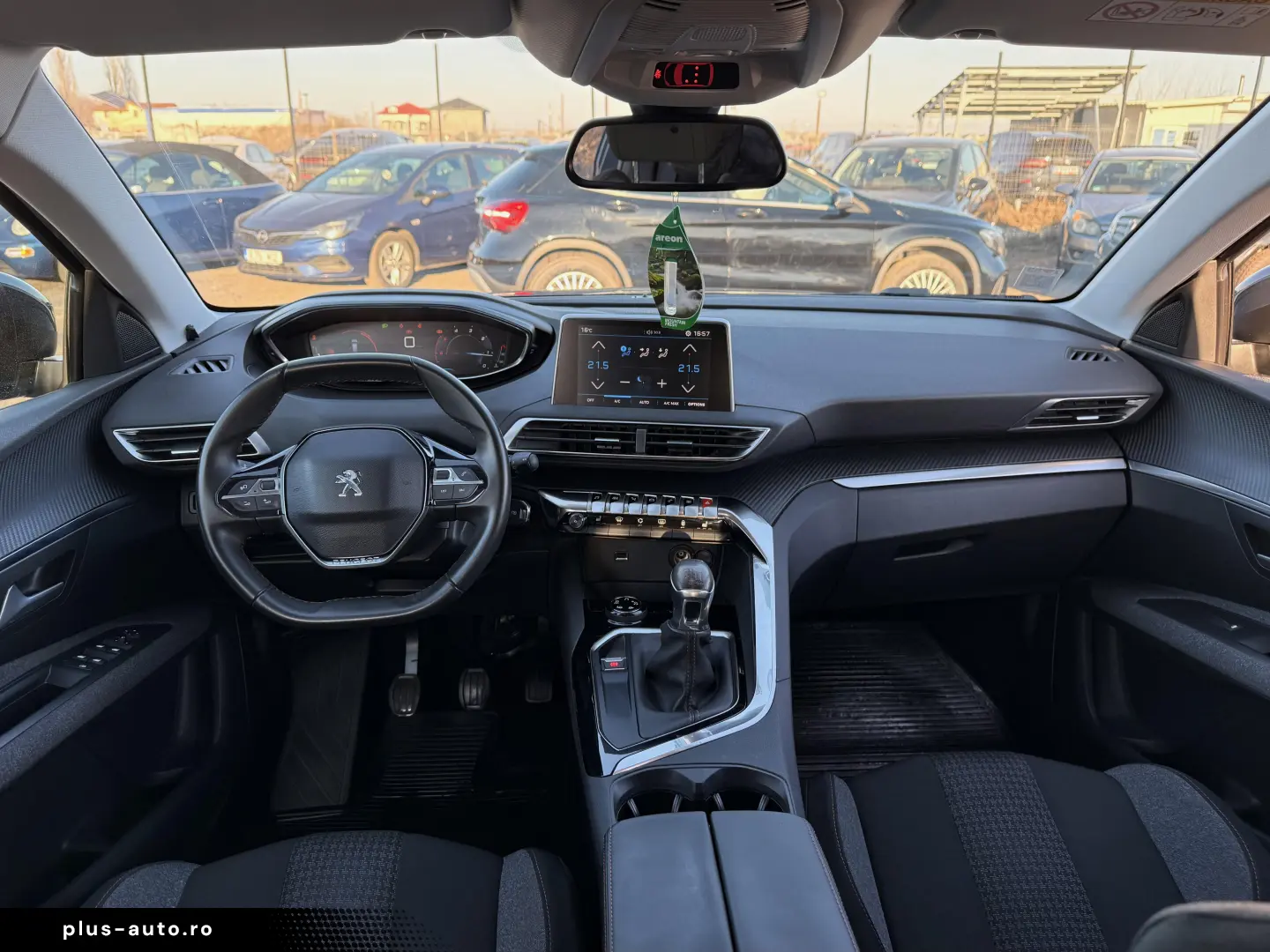 Peugeot 3008 1.6 BlueHDI S&S Allure