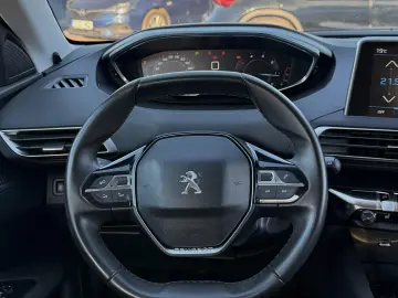 Peugeot 3008 1.6 BlueHDI S&S Allure