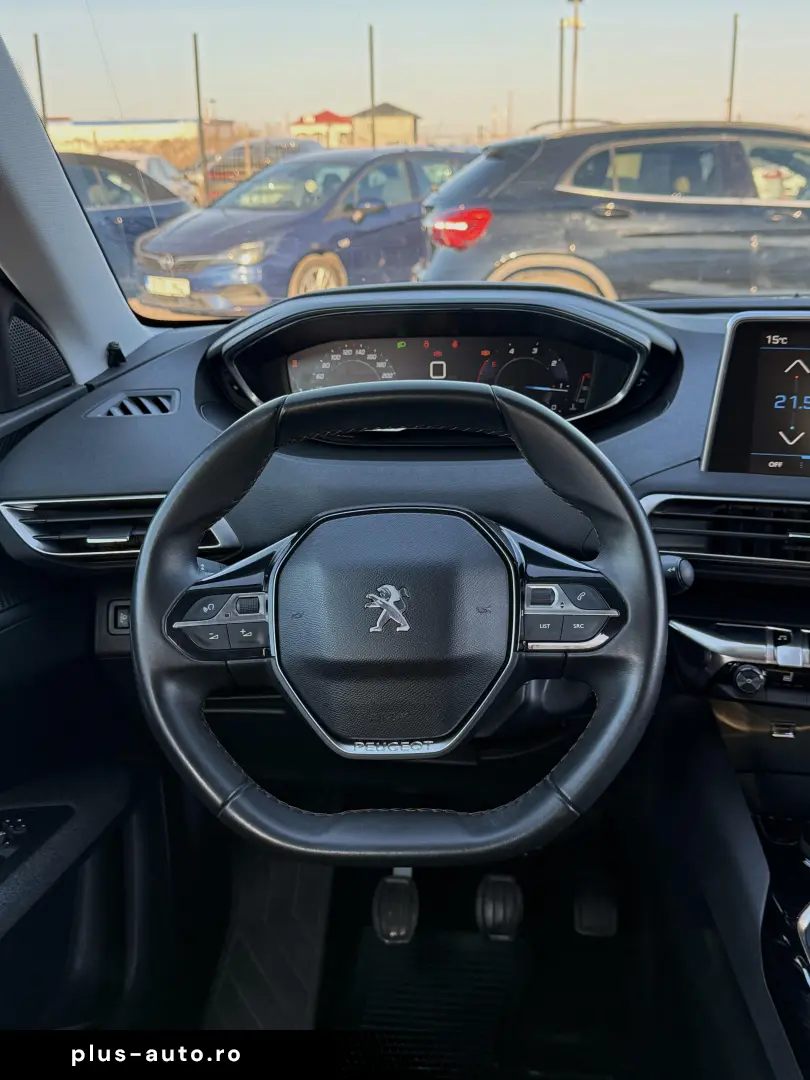 Peugeot 3008 1.6 BlueHDI S&S Allure