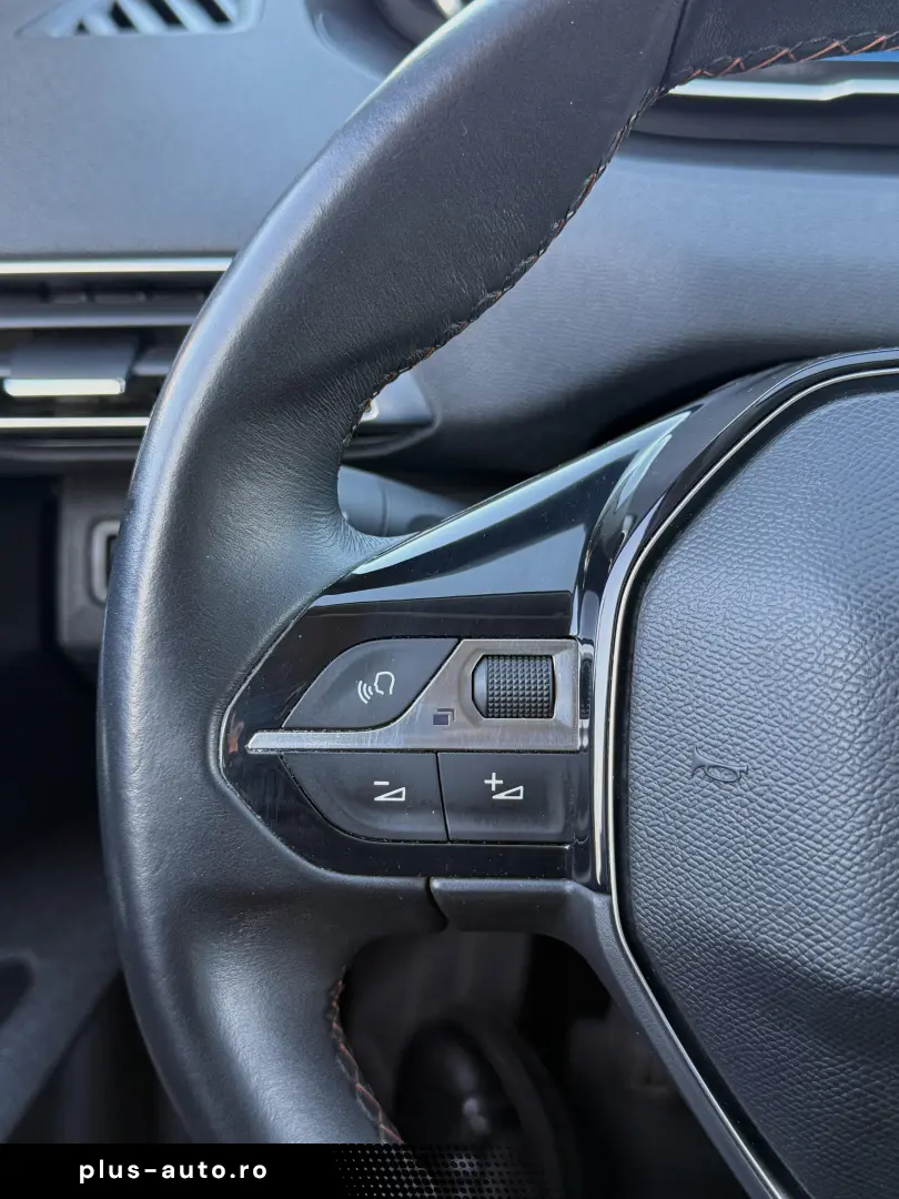 Peugeot 3008 1.6 BlueHDI S&S Allure