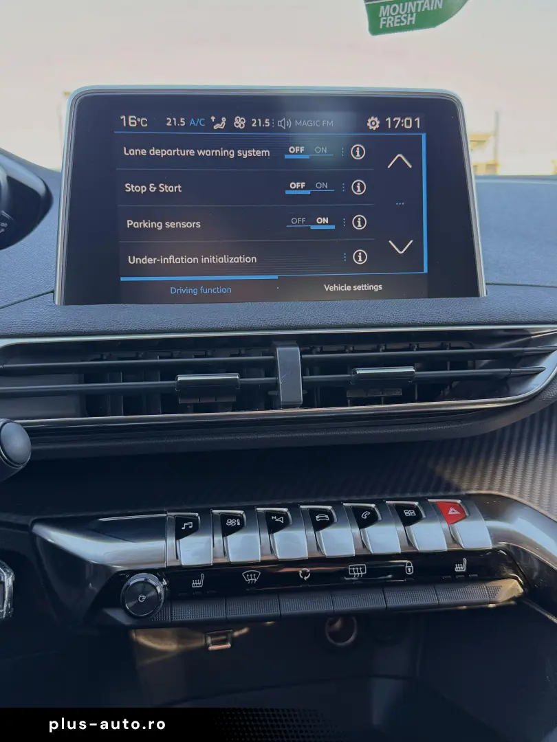 Peugeot 3008 1.6 BlueHDI S&S Allure