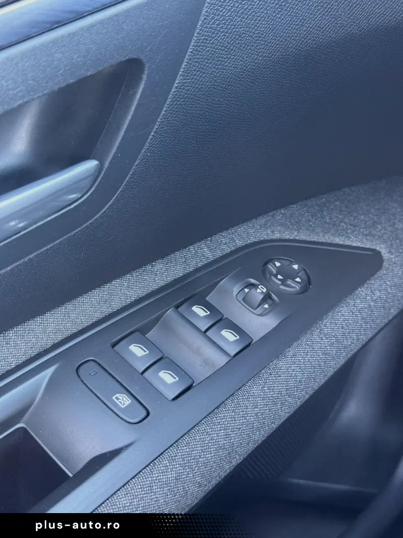 Peugeot 3008 1.6 BlueHDI S&S Allure