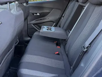 Peugeot 3008 1.6 BlueHDI S&S Allure