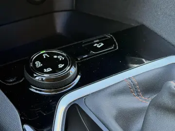 Peugeot 3008 1.6 BlueHDI S&S Allure