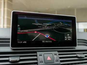 Audi Q5 2.0diesel 190 QUATTRO S LINE