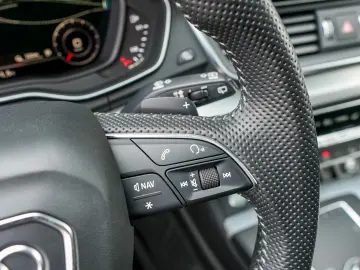 Audi Q5 2.0diesel 190 QUATTRO S LINE