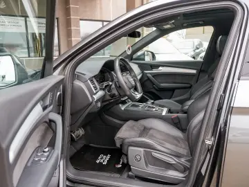 Audi Q5 2.0diesel 190 QUATTRO S LINE