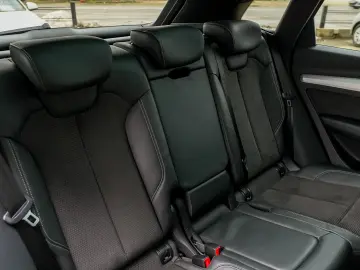 Audi Q5 2.0diesel 190 QUATTRO S LINE