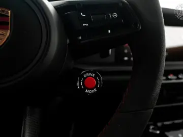 Porsche 911 Carrera 4 GTS CAB 541hp