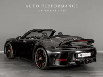 Porsche 911 Carrera 4 GTS CAB 541hp