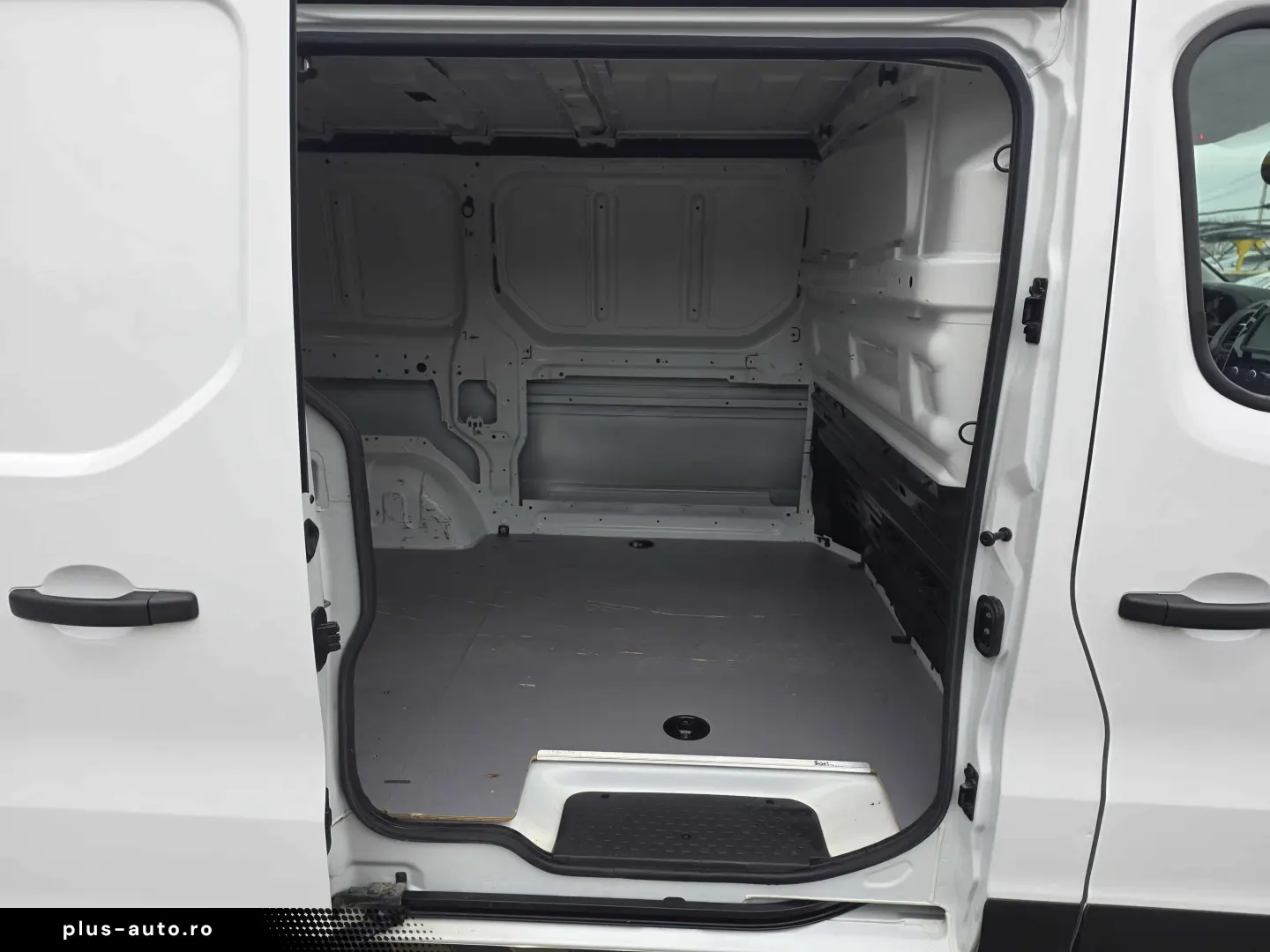 Renault Trafic 2.0 dCi   Euro 6