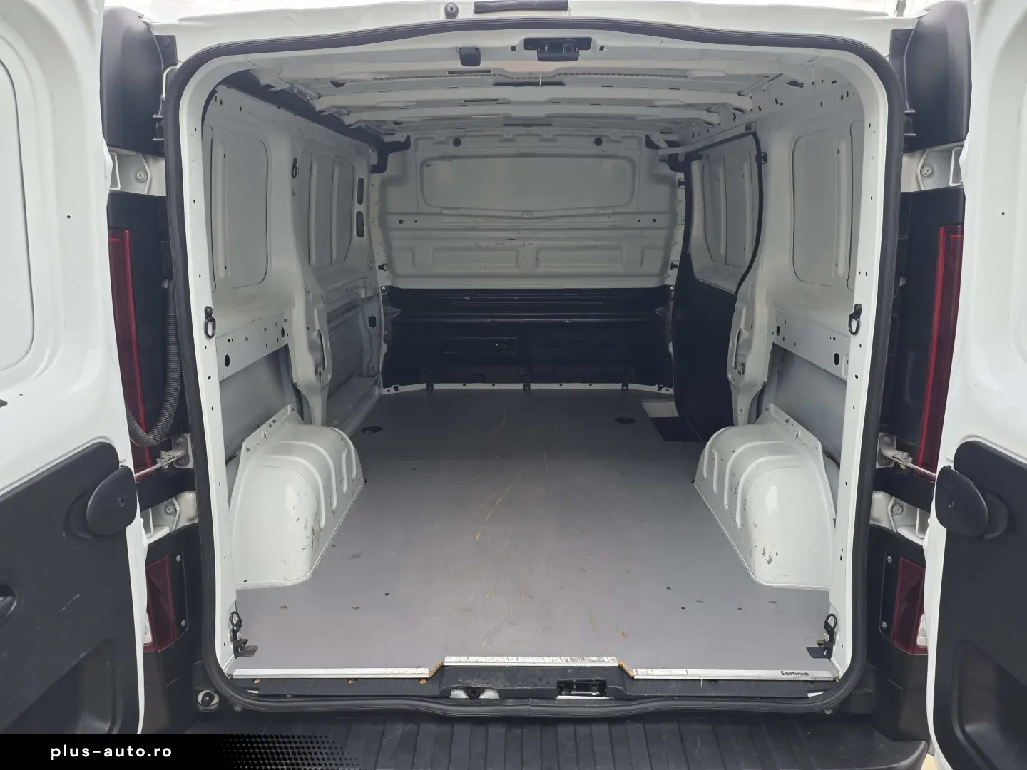 Renault Trafic 2.0 dCi   Euro 6