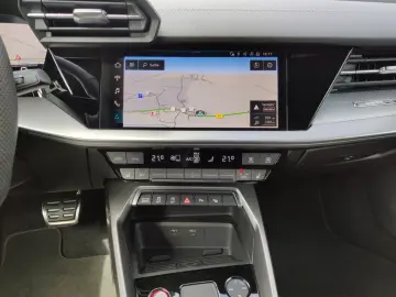 AUDI S3 Sportback 2.0 TFSI quattro S tronic