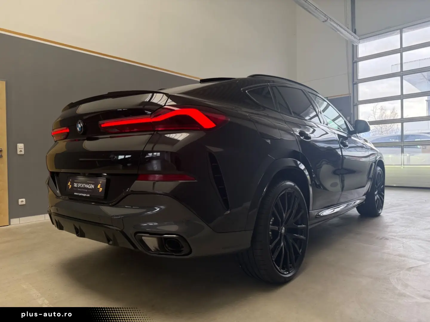 BMW X6 30 d xDrive M Sport Pano 22 Zoll AHK