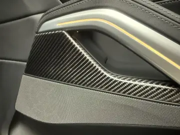 BMW X6 30 d xDrive M Sport Pano 22 Zoll AHK