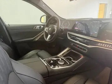 BMW X6 30 d xDrive M Sport Pano 22 Zoll AHK