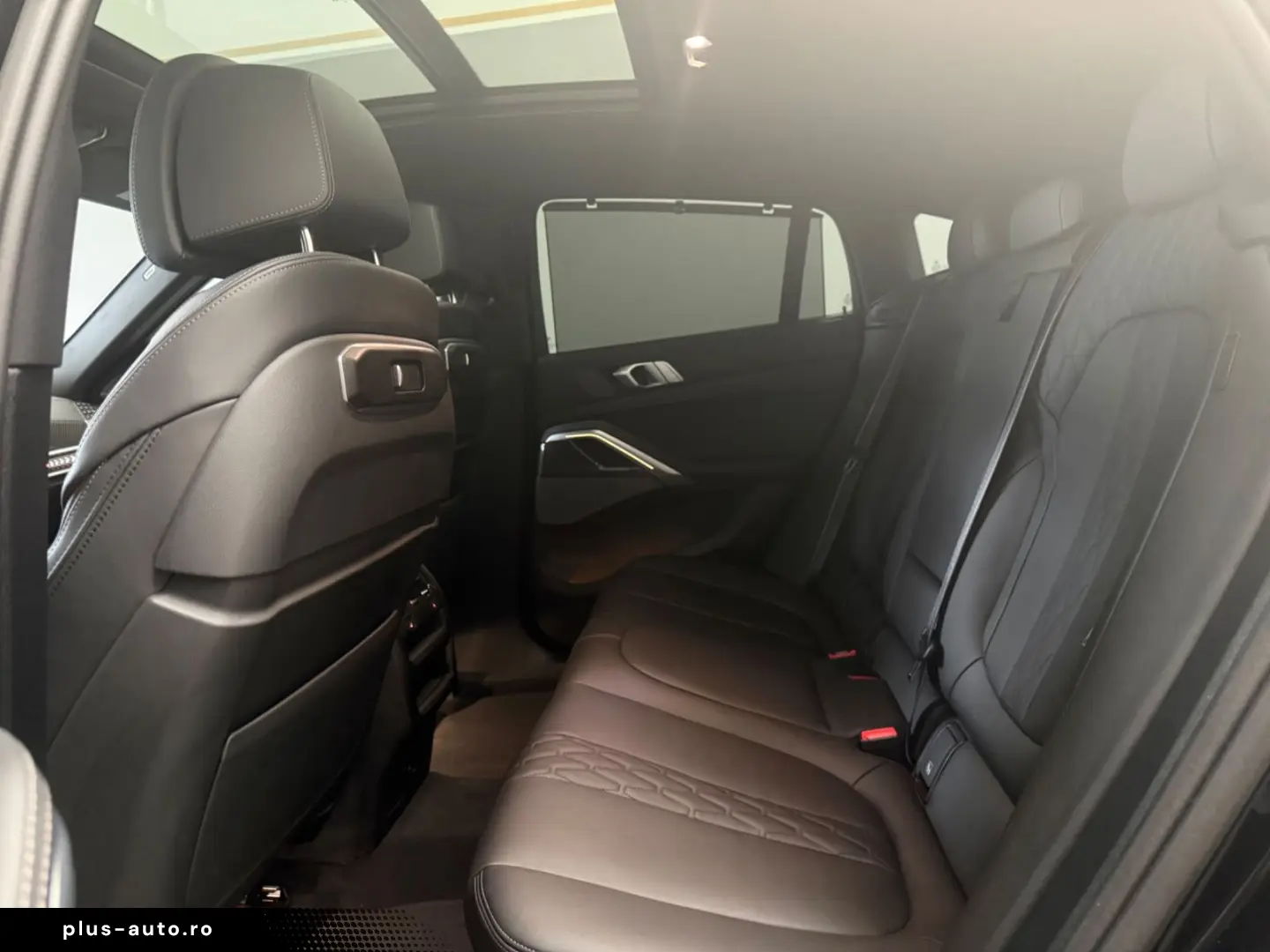 BMW X6 30 d xDrive M Sport Pano 22 Zoll AHK