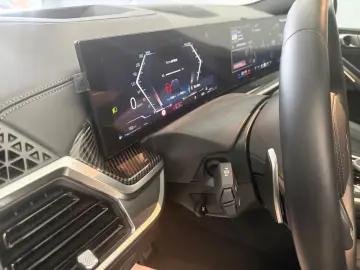 BMW X6 30 d xDrive M Sport Pano 22 Zoll AHK