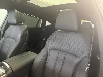 BMW X6 30 d xDrive M Sport Pano 22 Zoll AHK