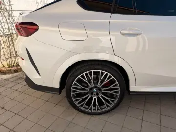 BMW X6 40d xDrive M Sport PANO GLOW MWST