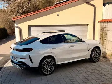 BMW X6 40d xDrive M Sport PANO GLOW MWST