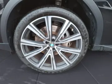 BMW X6 xDrive40d xLine Laserlicht Head-Up Panorama A