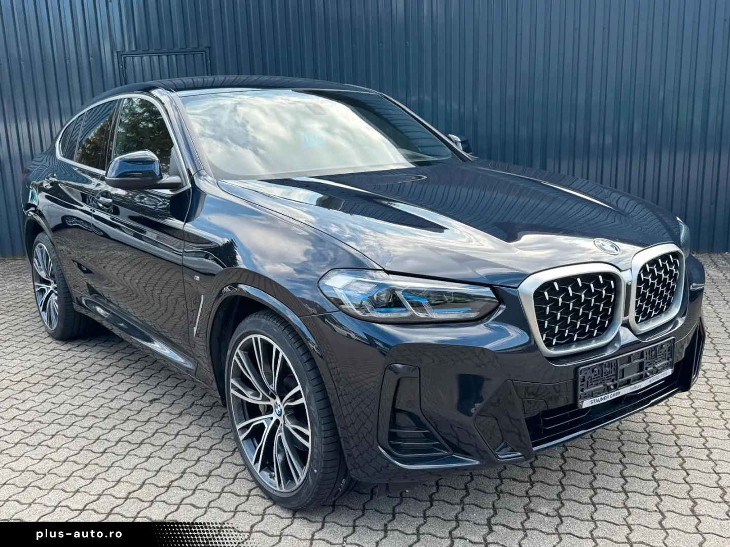 BMW X4 xDr 30d M SPORT  AHK HeadUp Laser 21 LM-Räder
