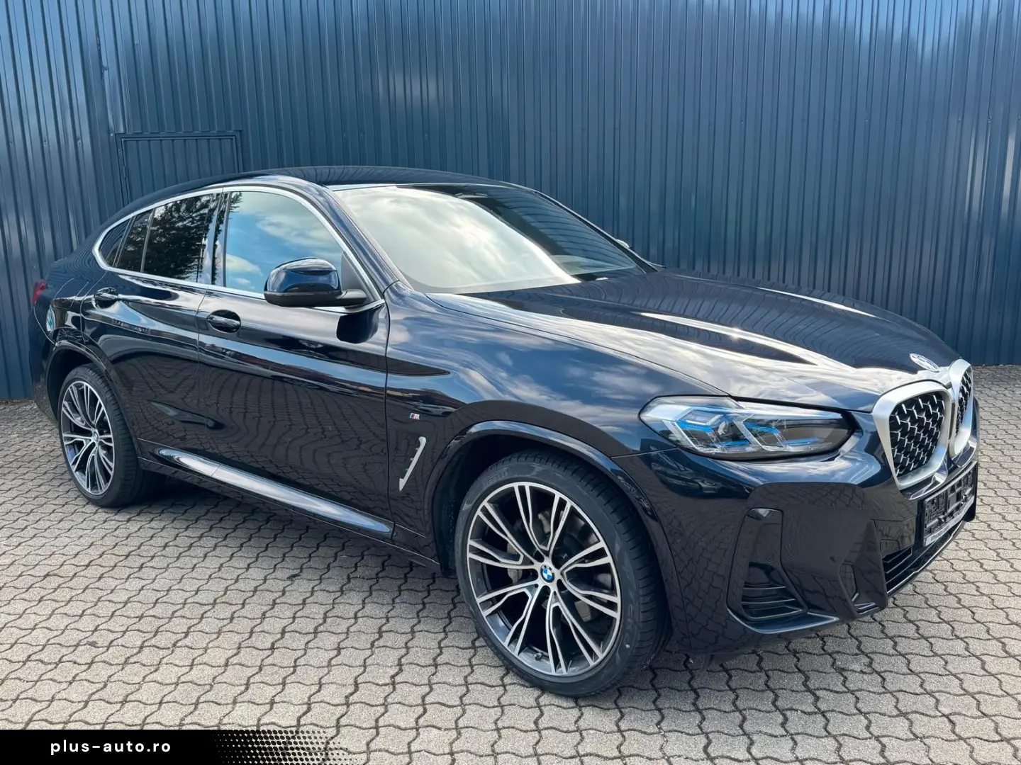 BMW X4 xDr 30d M SPORT  AHK HeadUp Laser 21 LM-Räder
