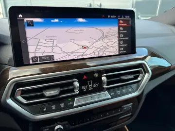 BMW X4 xDr 30d M SPORT  AHK HeadUp Laser 21 LM-Räder