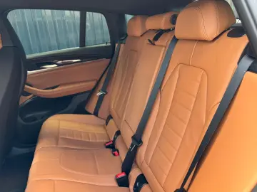 BMW X4 xDr 30d M SPORT  AHK HeadUp Laser 21 LM-Räder