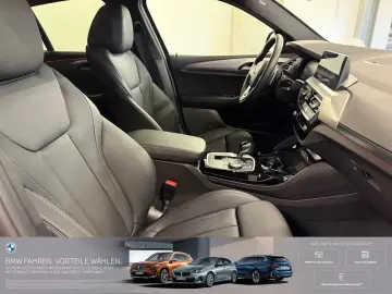 BMW X4 xDrive20d 34% unter ehem. UPE  Navi AHK Kamer
