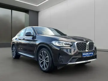 BMW X4 xDrive30d LED NAVI LEDER KAMERA HIFI 20  AHK