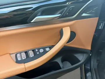 BMW X4 xDrive30d LED NAVI LEDER KAMERA HIFI 20  AHK