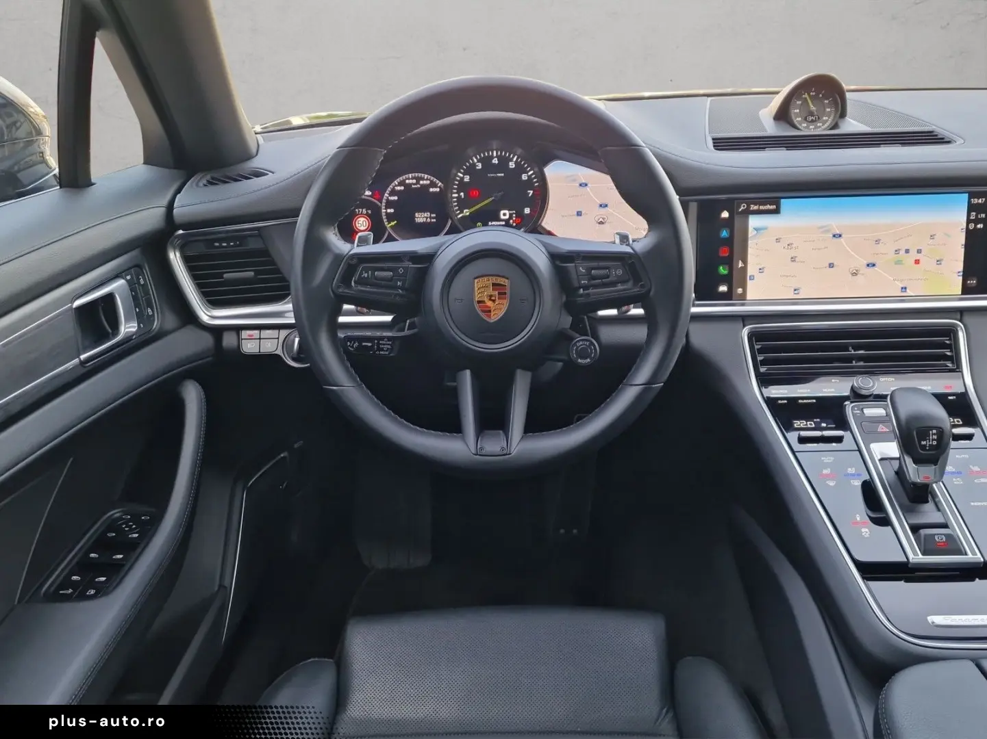 PORSCHE Panamera 4 E-Hybrid Platinum Edition 360 HuD 20