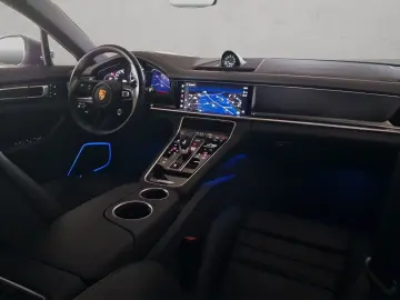 PORSCHE Panamera 4 E-Hybrid Platinum Edition 360 HuD 20