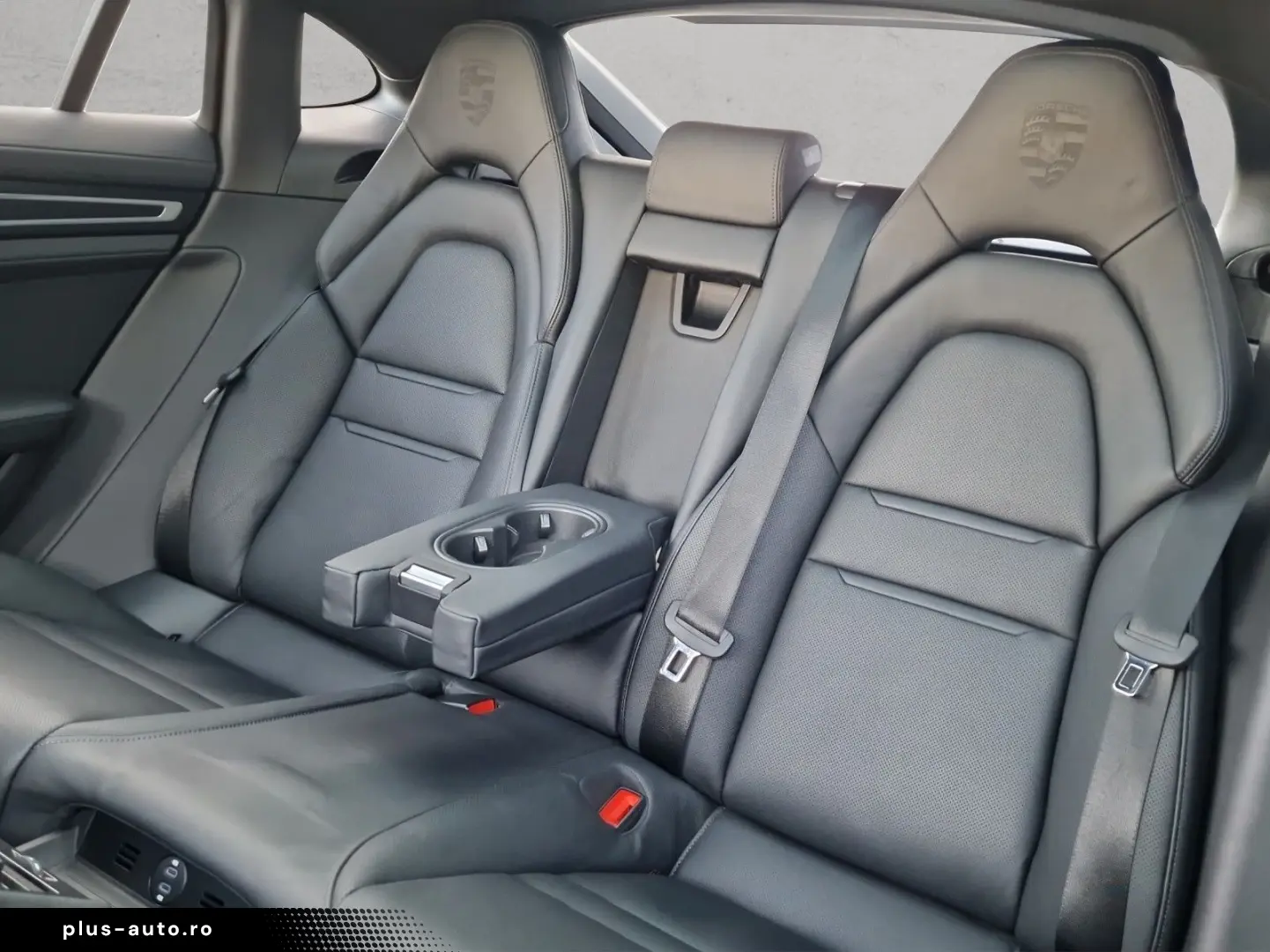 PORSCHE Panamera 4 E-Hybrid Platinum Edition 360 HuD 20