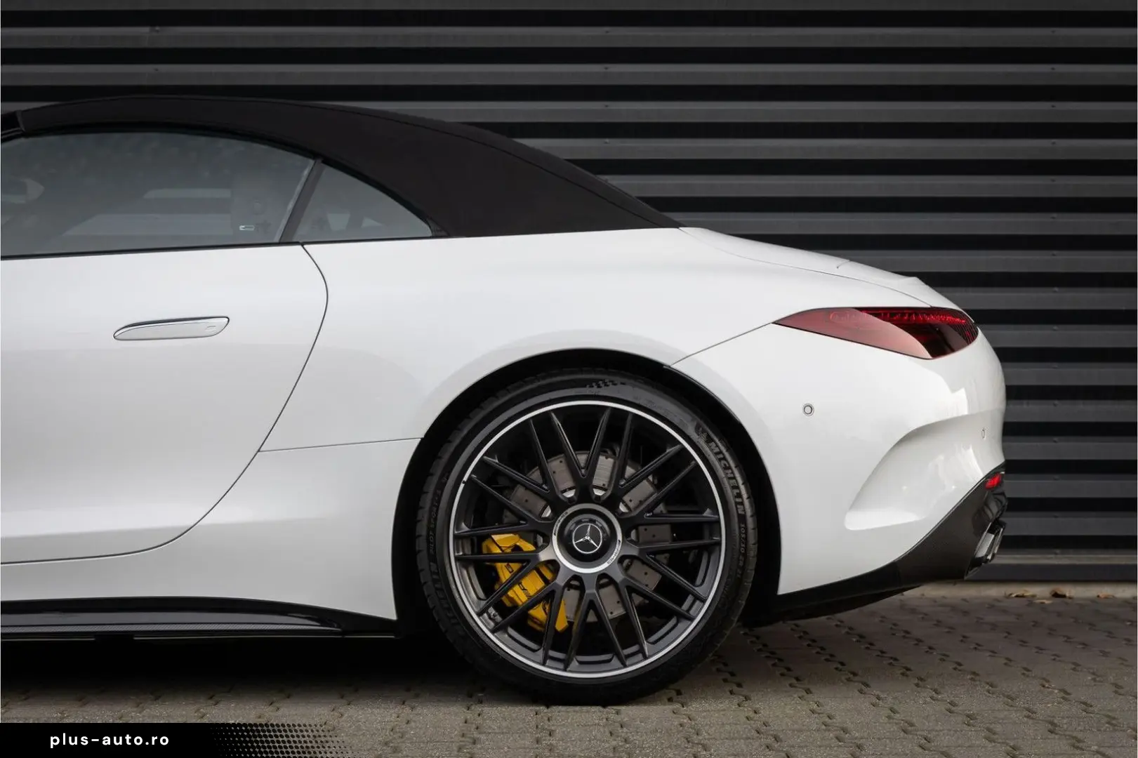 MERCEDES-BENZ SL 63 AMG Roadster 4MATIC  - Carbon